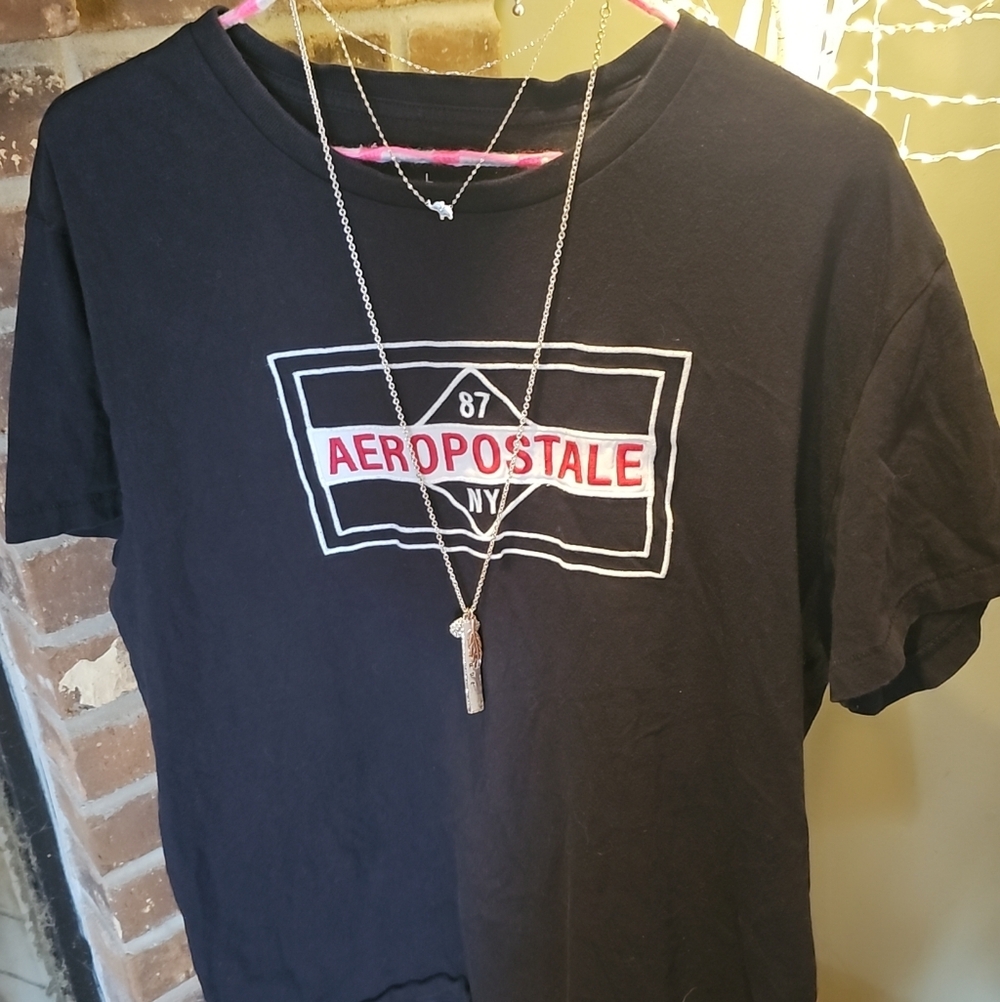 💥SALE💥Aeropostale Black Tee with Red and White Logo